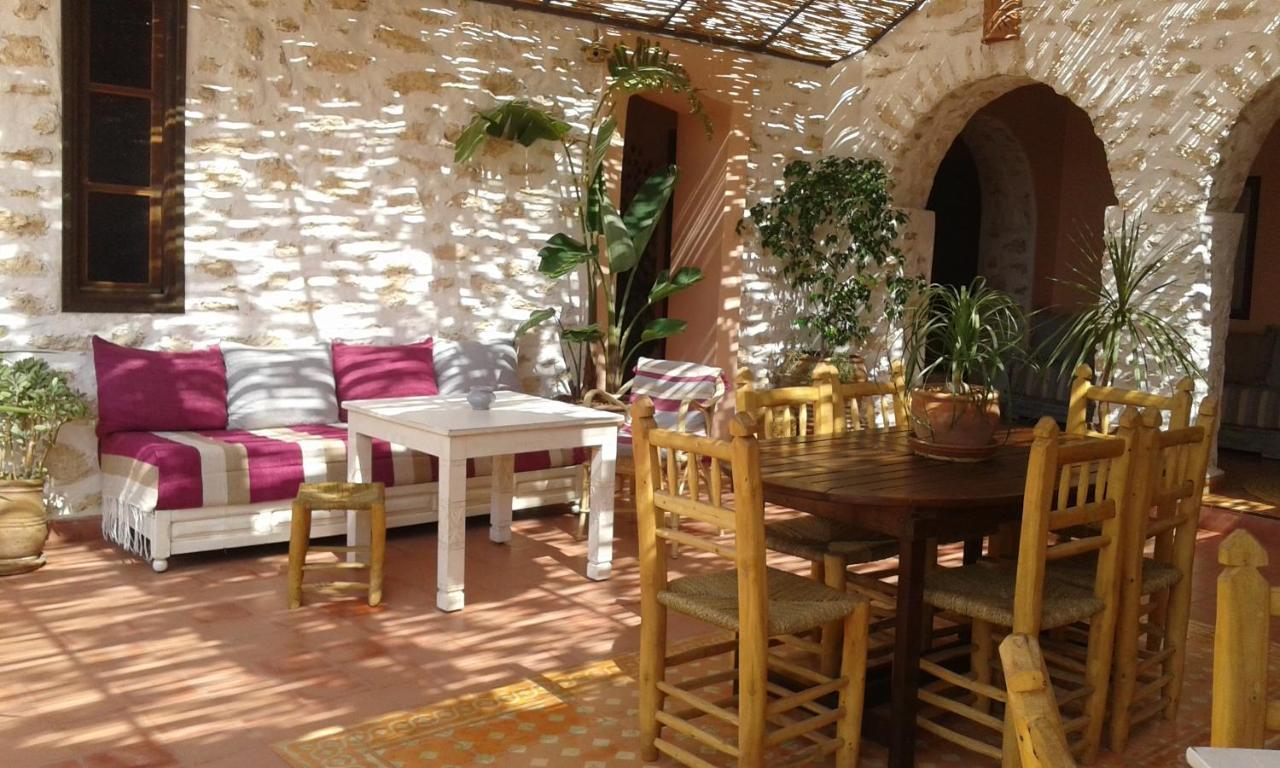 Riad Sanam Εσαουίρα Εξωτερικό φωτογραφία